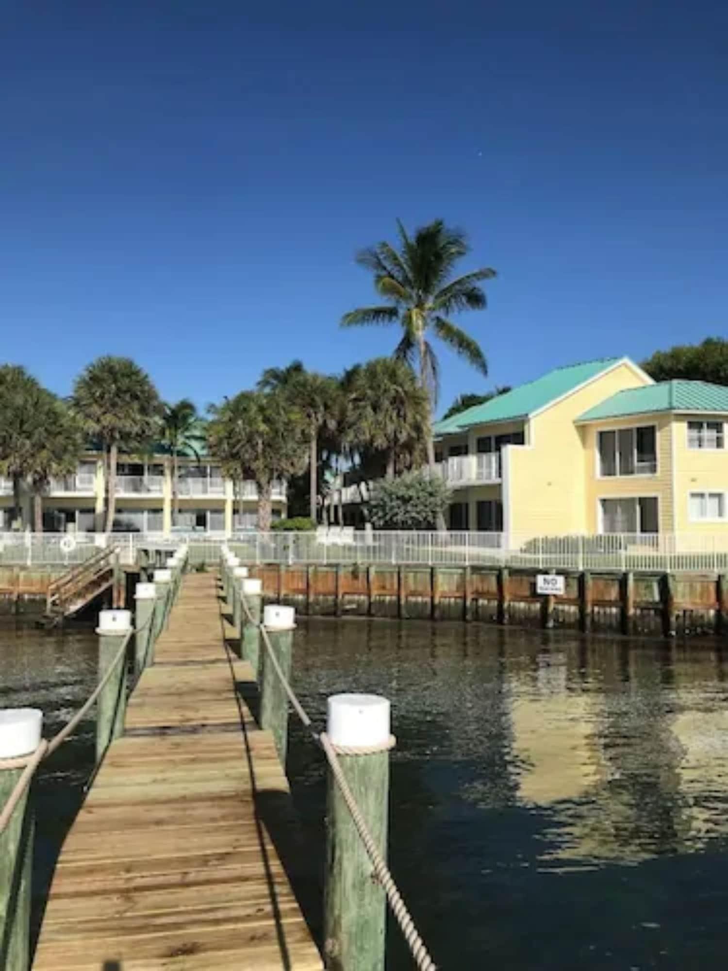 Jupiter Waterfront Inn Exterior photo