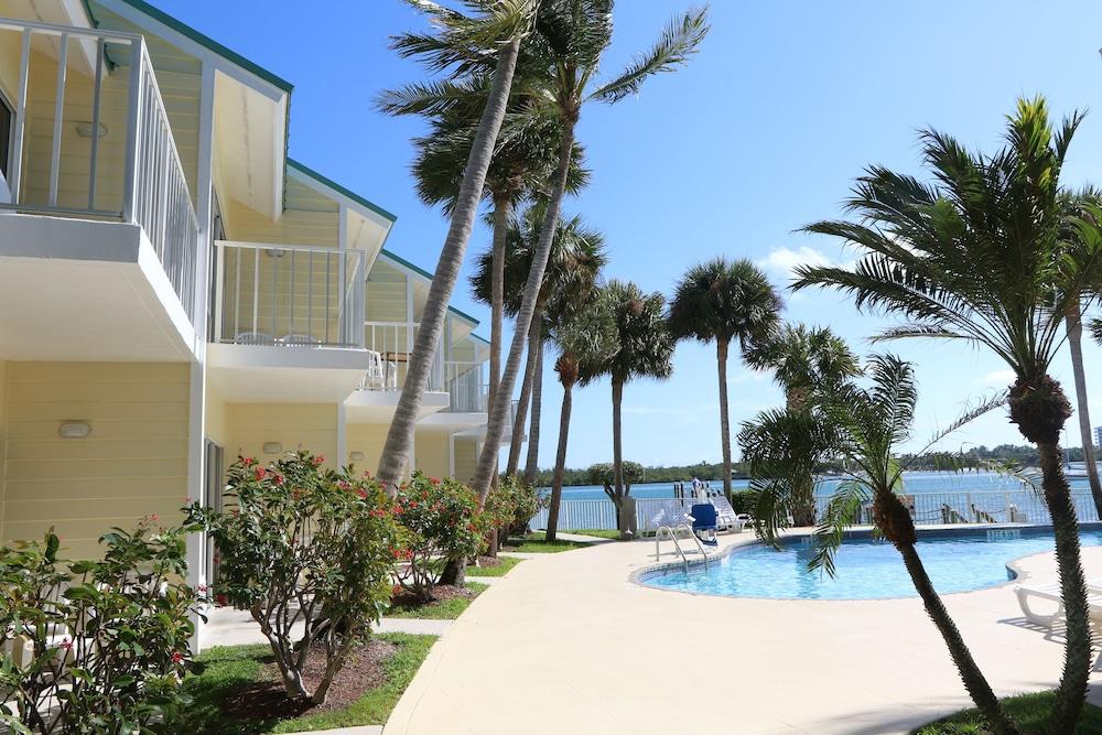 Jupiter Waterfront Inn Exterior photo