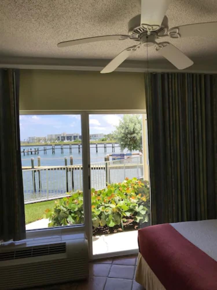 Jupiter Waterfront Inn Exterior photo