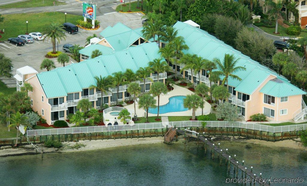 Jupiter Waterfront Inn Exterior photo