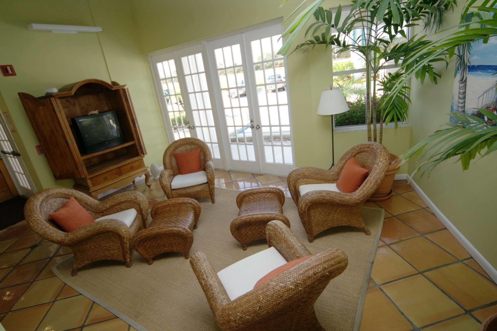 Jupiter Waterfront Inn Exterior photo